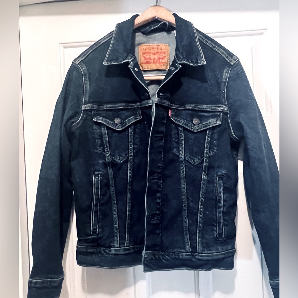 Levi’s denim jean jacket